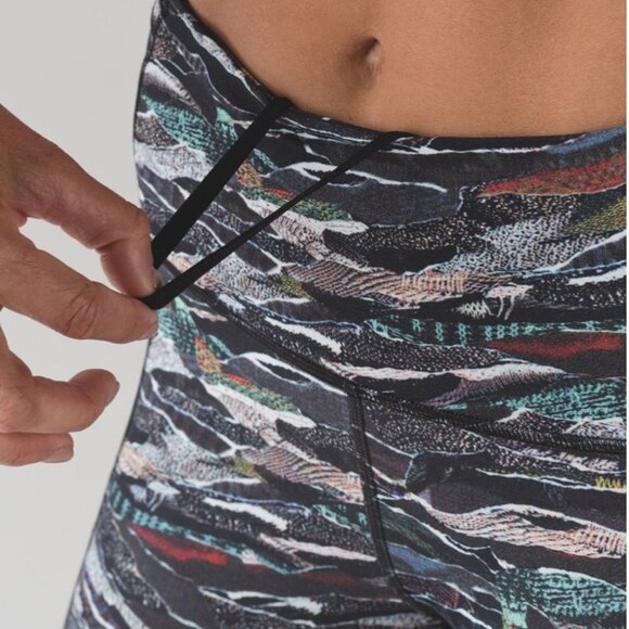 Lululemon Fast And Free 7/8 Tight Leggings - Picture 16 of 16